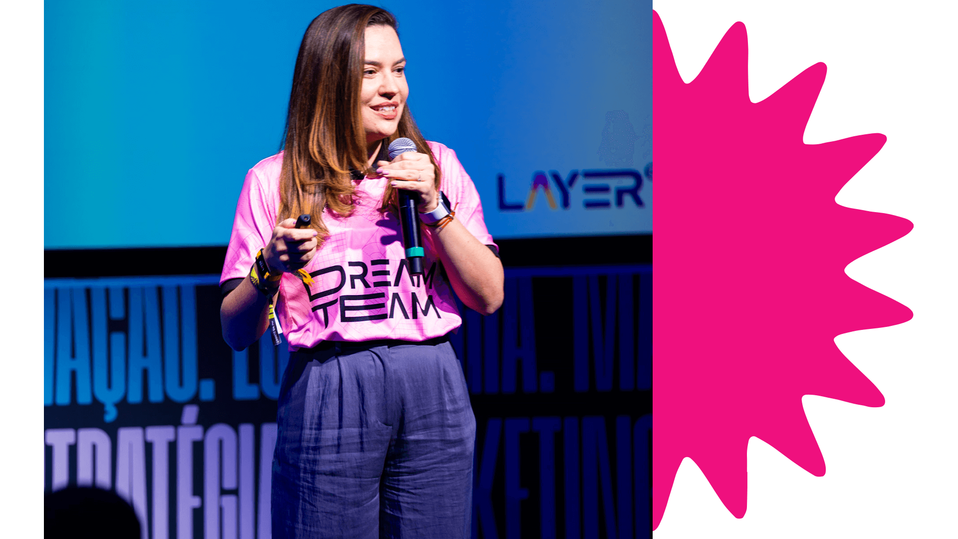 Samira Cardoso em uma das apresentações da Layer Up no RD Summit 2024