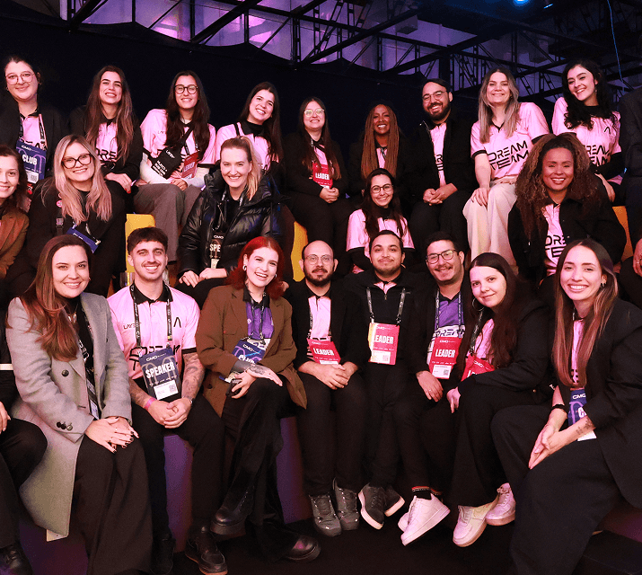 Equipe da Layer Up: construção de estratégias personalizadas de marketing, vendas e sucesso do cliente para cases de alto impacto.